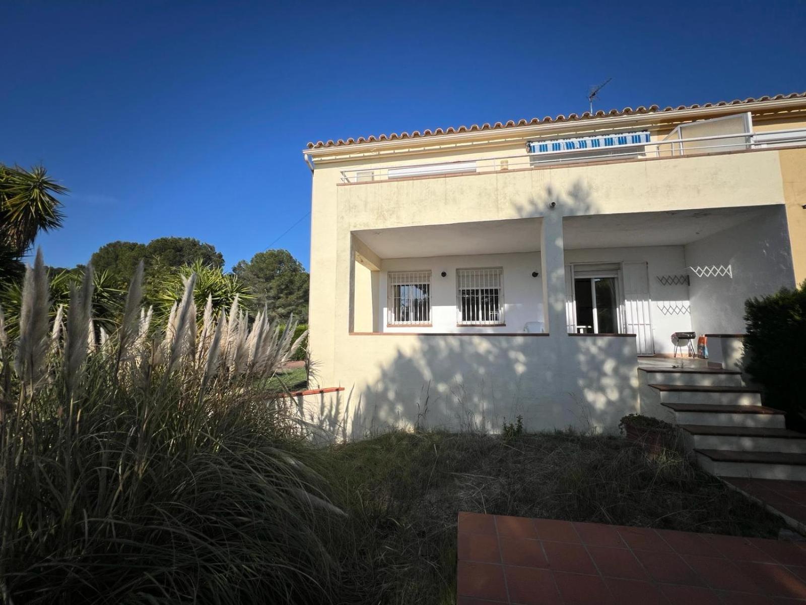 Casa Buckingham 27b Apartment Torroella De Montgri Luaran gambar